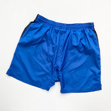 Load image into Gallery viewer, 00s Nike Total Shorts (L)