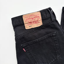 Load image into Gallery viewer, 90s Levi’s 501 W32 L34