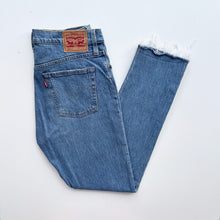 Load image into Gallery viewer, Levi’s 501 S W29 L30