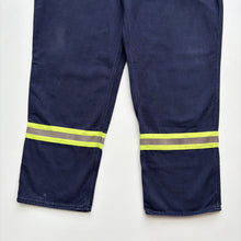 Load image into Gallery viewer, Carhartt Trousers W38 L32