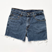 Load image into Gallery viewer, 90s Levi’s 550 Denim Shorts W30