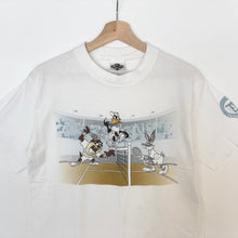 Load image into Gallery viewer, 90s Looney Tunes Tennis T-shirt (M)
