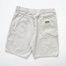 Load image into Gallery viewer, 90s Wrangler Carpenter Shorts W30