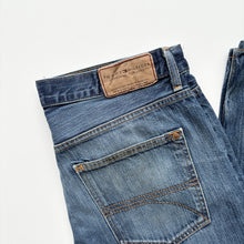 Load image into Gallery viewer, Tommy Hilfiger Jeans W32 L30