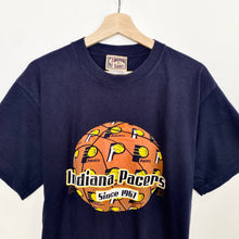 Load image into Gallery viewer, NBA Indiana Pacers T-shirt (L)