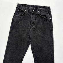 Load image into Gallery viewer, Wrangler Jeans W34 L32