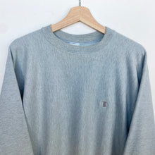 Load image into Gallery viewer, Champion Sweatshirt (XL)