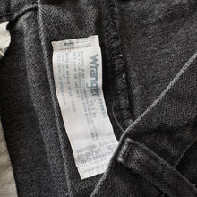 Load image into Gallery viewer, Wrangler Jeans W35 L34