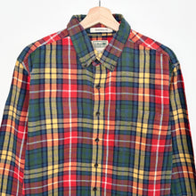Load image into Gallery viewer, 90s L.L.Bean Flannel Shirt (M)