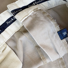 Load image into Gallery viewer, 90s Ralph Lauren Shorts W38