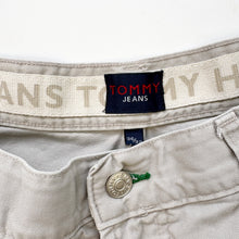 Load image into Gallery viewer, 90s Tommy Hilfiger Cargo W36 L32