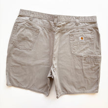 Load image into Gallery viewer, Carhartt Carpenter Shorts W44