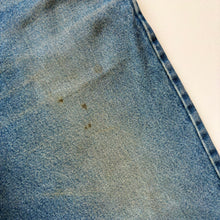 Load image into Gallery viewer, Carhartt Jeans W42 L28