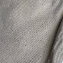 Load image into Gallery viewer, 90s Levi’s 516 Jeans W36 L32