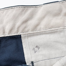 Load image into Gallery viewer, Dickies Shorts W28