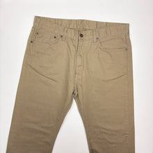 Load image into Gallery viewer, Levi’s 505 Jeans W38 L32