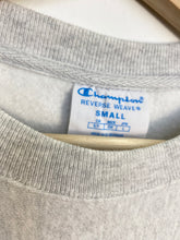 Load image into Gallery viewer, Champion MIT College Sweatshirt (S)