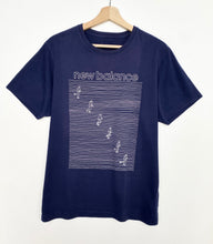 Load image into Gallery viewer, New Balance T-shirt (M)