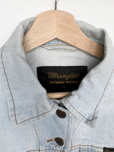 Load image into Gallery viewer, Women’s Wrangler Denim Jacket (M)
