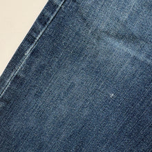 Load image into Gallery viewer, Levi’s 513 W32 L30