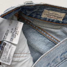 Load image into Gallery viewer, Women’s Levi’s 501 W29 L26