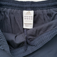 Load image into Gallery viewer, 00s Adidas Shorts (M)
