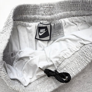 90s Nike Shorts (M)