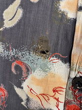Load image into Gallery viewer, 90s Crazy Print Shirt (M)