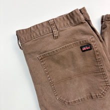 Load image into Gallery viewer, Distressed Dickies Jeans W34 L32