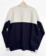 Load image into Gallery viewer, 00s Reebok Sweatshirt (XL)