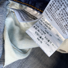 Load image into Gallery viewer, Levi’s 569 W38 L30