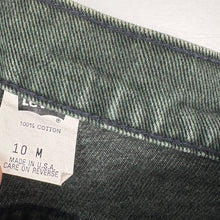 Load image into Gallery viewer, 90s Levi’s Jeans W28 L30