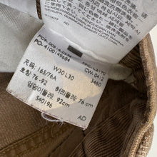 Load image into Gallery viewer, Levi’s 514 Cords W30 L30