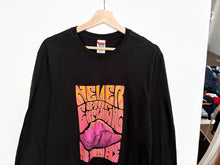 Load image into Gallery viewer, The North Face Long Sleeve T-shirt (L)
