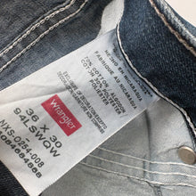 Load image into Gallery viewer, Wrangler Carpenter Jeans W36 L30