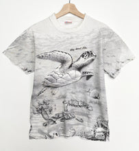 Load image into Gallery viewer, Turle T-shirt (S)