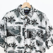 Load image into Gallery viewer, 90s Hawaiian Crazy Print Shirt (L)