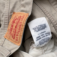 Load image into Gallery viewer, 90s Levi’s 581 Jeans W34 L32