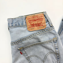 Load image into Gallery viewer, Levi’s 550 W32 L32
