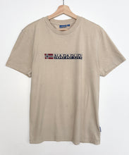 Load image into Gallery viewer, Napapijri T-shirt (M)