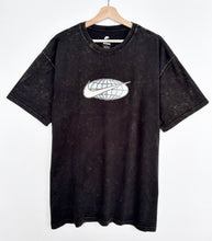 Load image into Gallery viewer, Nike T-shirt (L)