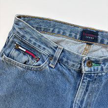 Load image into Gallery viewer, 90s Tommy Hilfiger Jeans W28 L32