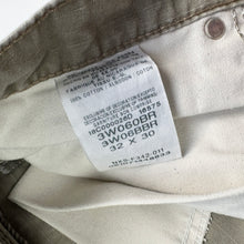 Load image into Gallery viewer, Wrangler Carpenter Cargo Jeans W32 L30