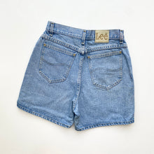 Load image into Gallery viewer, Women’s 90s Lee Denim Shorts W28