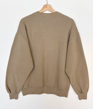 Load image into Gallery viewer, 90s Sunflower Sweatshirt (M)