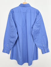 Load image into Gallery viewer, Tommy Hilfiger Shirt (XL)