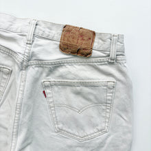 Load image into Gallery viewer, 90s Levi’s 501 Shorts W34