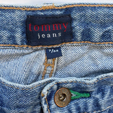 Load image into Gallery viewer, 90s Tommy Hilfiger Jeans W28 L32