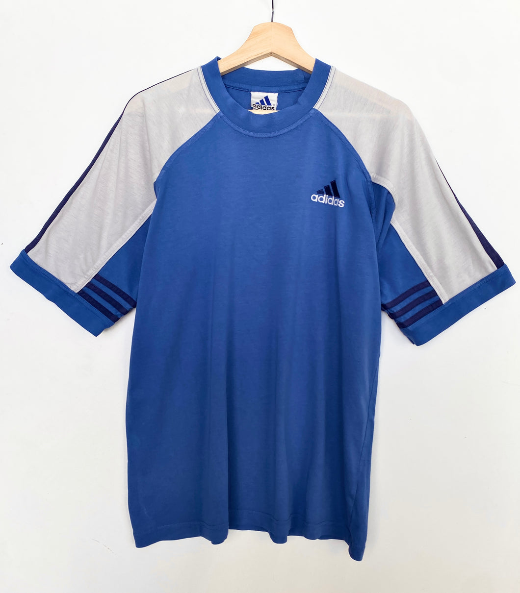 90s Adidas T-shirt (L)