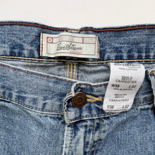 Load image into Gallery viewer, Levi’s Carpenter Jeans W38 L32